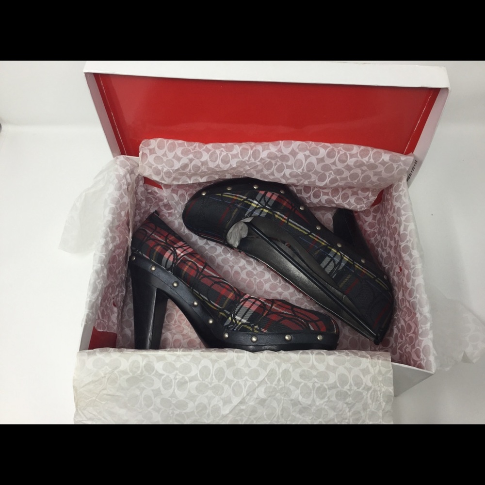 Coach Plaid Heels - Picture 2 of 7